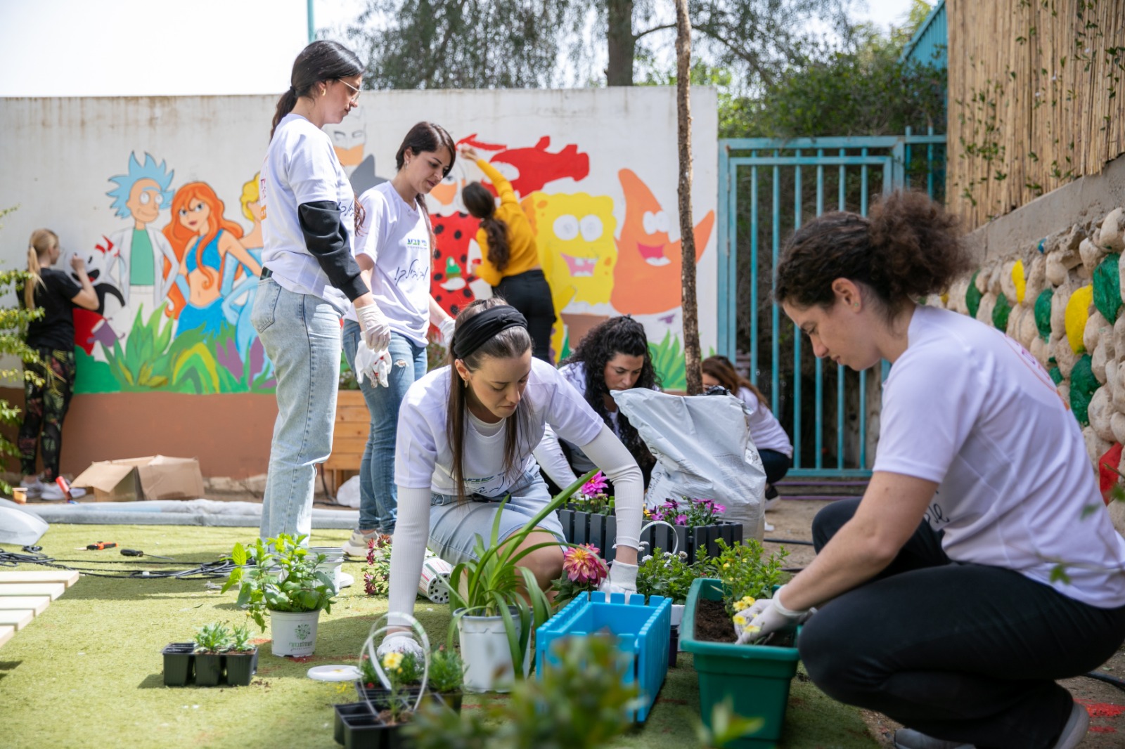 יום המעשים הטובים: תאגיד 